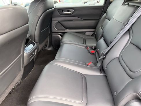 Used 2026 Nissan Armada SV RWD image 26
