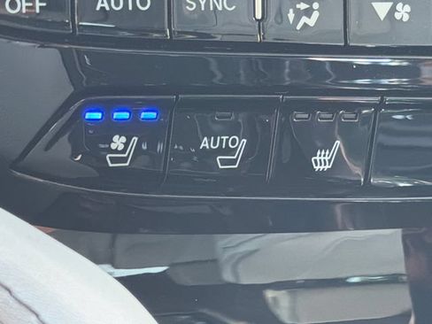 Used 2022 Acura MDX SH-AWD w/ Advance Package image 31