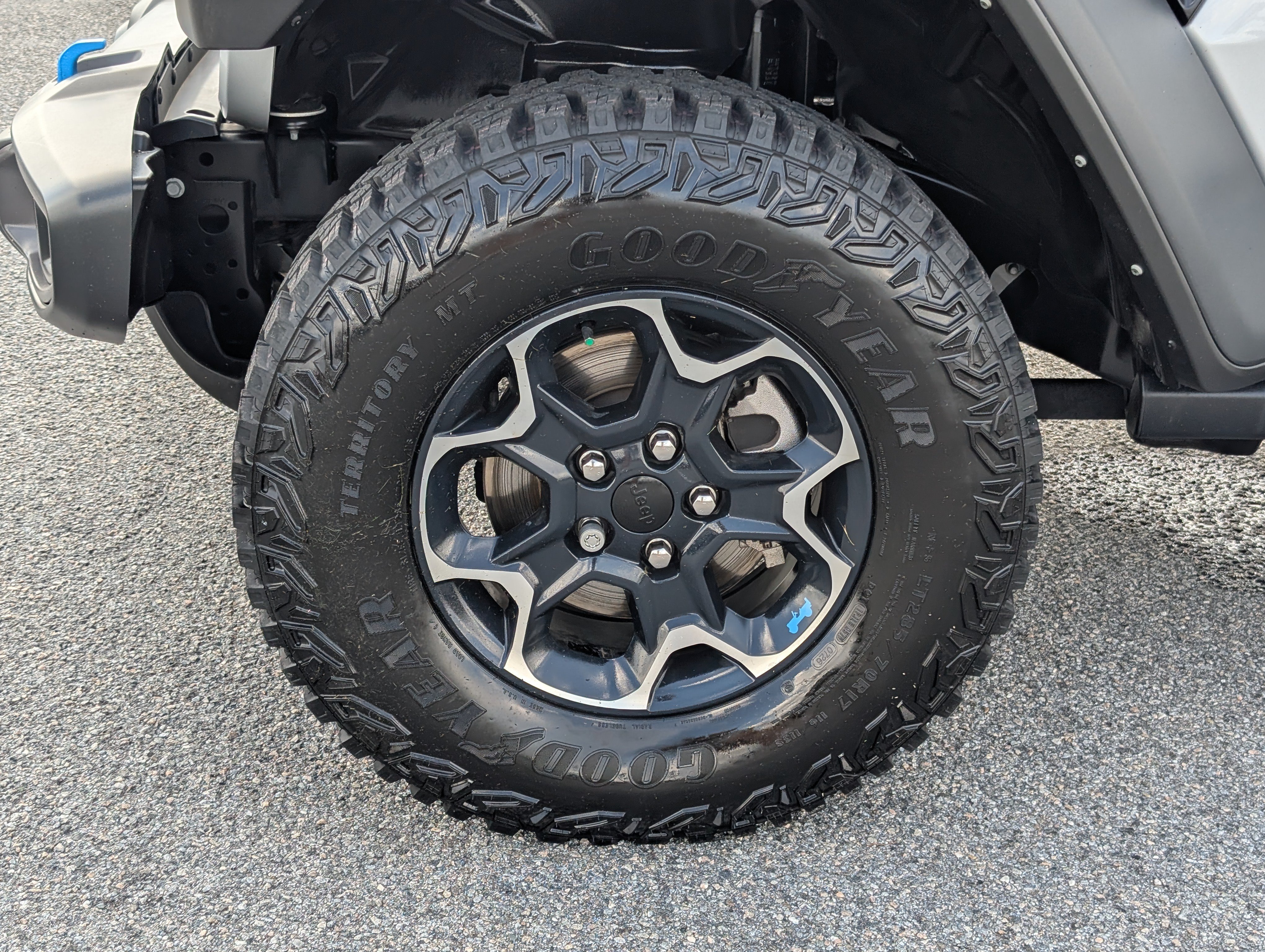 Used 2023 Jeep Wrangler Unlimited Rubicon 4xe AWD/4WD image 13
