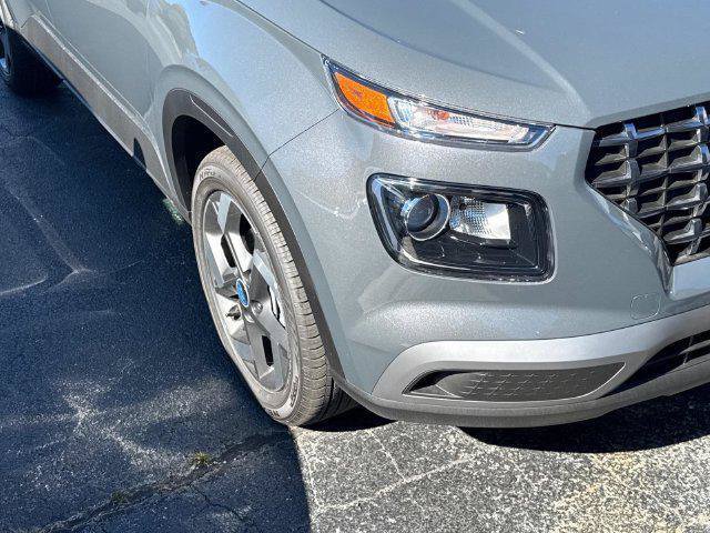 New 2026 Hyundai Venue SEL FWD image 8