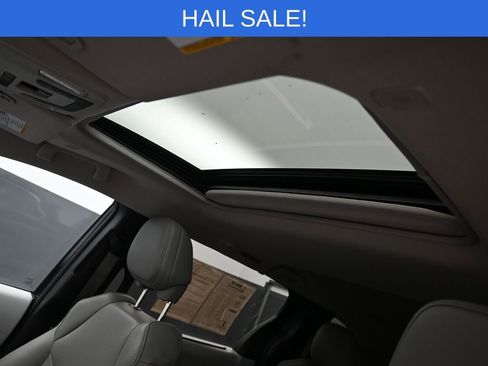 Used 2025 Toyota Sienna XLE w/ XLE Plus Package image 27