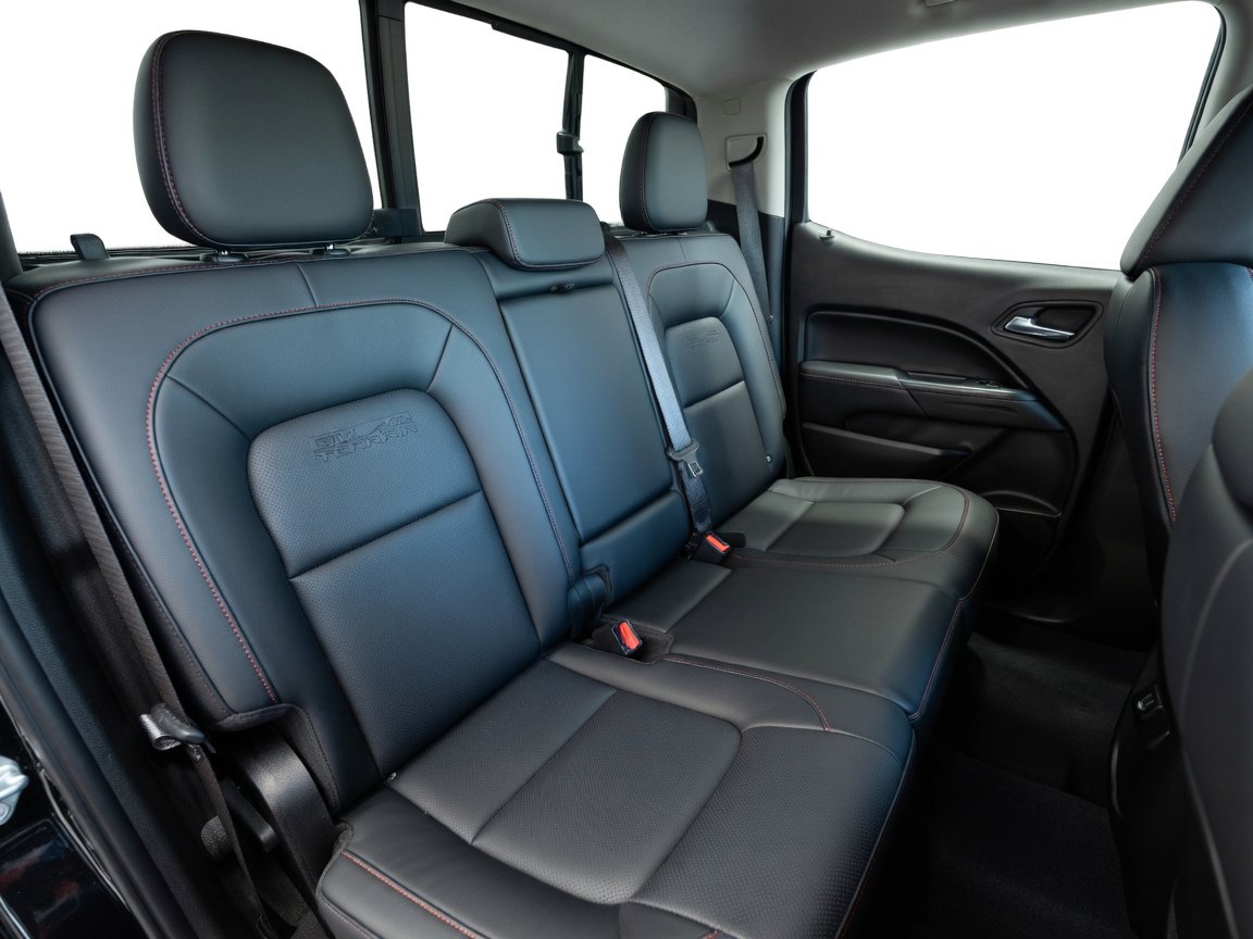 Used 2019 GMC Canyon All Terrain w/ All Terrain X Package AWD/4WD image 18