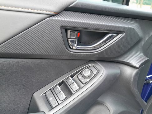 Certified 2025 Subaru Crosstrek 2.5i Limited image 10