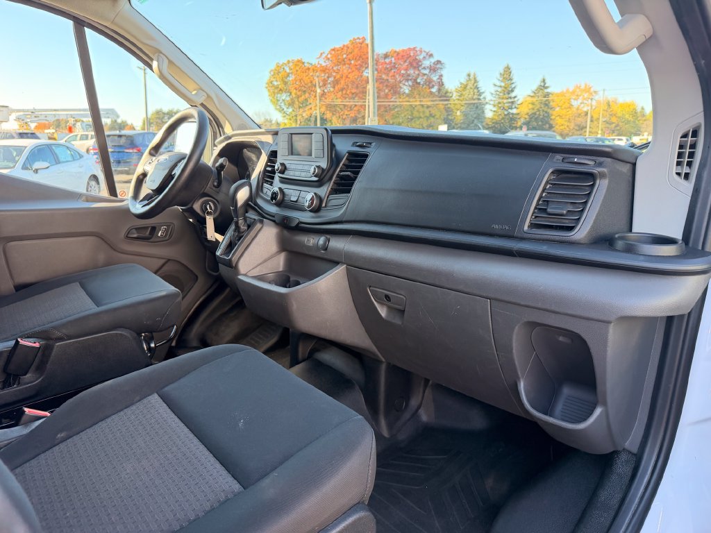 Used 2025 Ford Transit 250 Low Roof w/ Exterior Upgrade Package RWD image 30