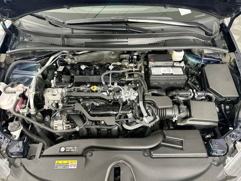 Used 2025 Toyota Corolla LE FWD image 30