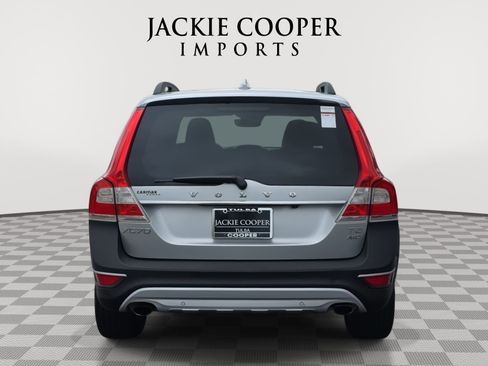 Used 2016 Volvo XC70 T5 Premier w/ Proximity Package image 6