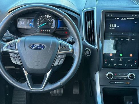 Certified 2023 Ford Edge SEL image 15