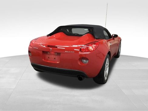 Used 2007 Pontiac Solstice Base w/ Premium Package image 26