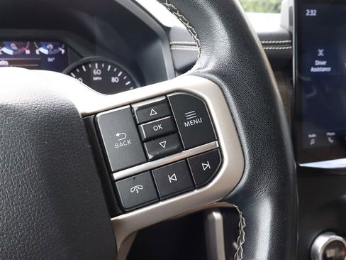 Used 2024 Ford Expedition Max Limited AWD/4WD image 32