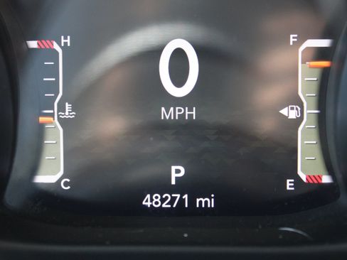 Used 2023 Jeep Wrangler Unlimited Sport AWD/4WD image 11