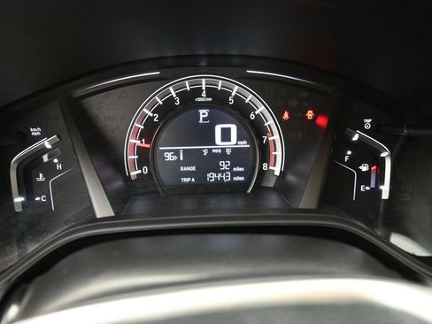 Used 2018 Honda CR-V LX image 4