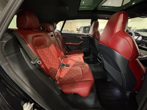 Used 2026 Audi SQ8 Prestige AWD/4WD image 50