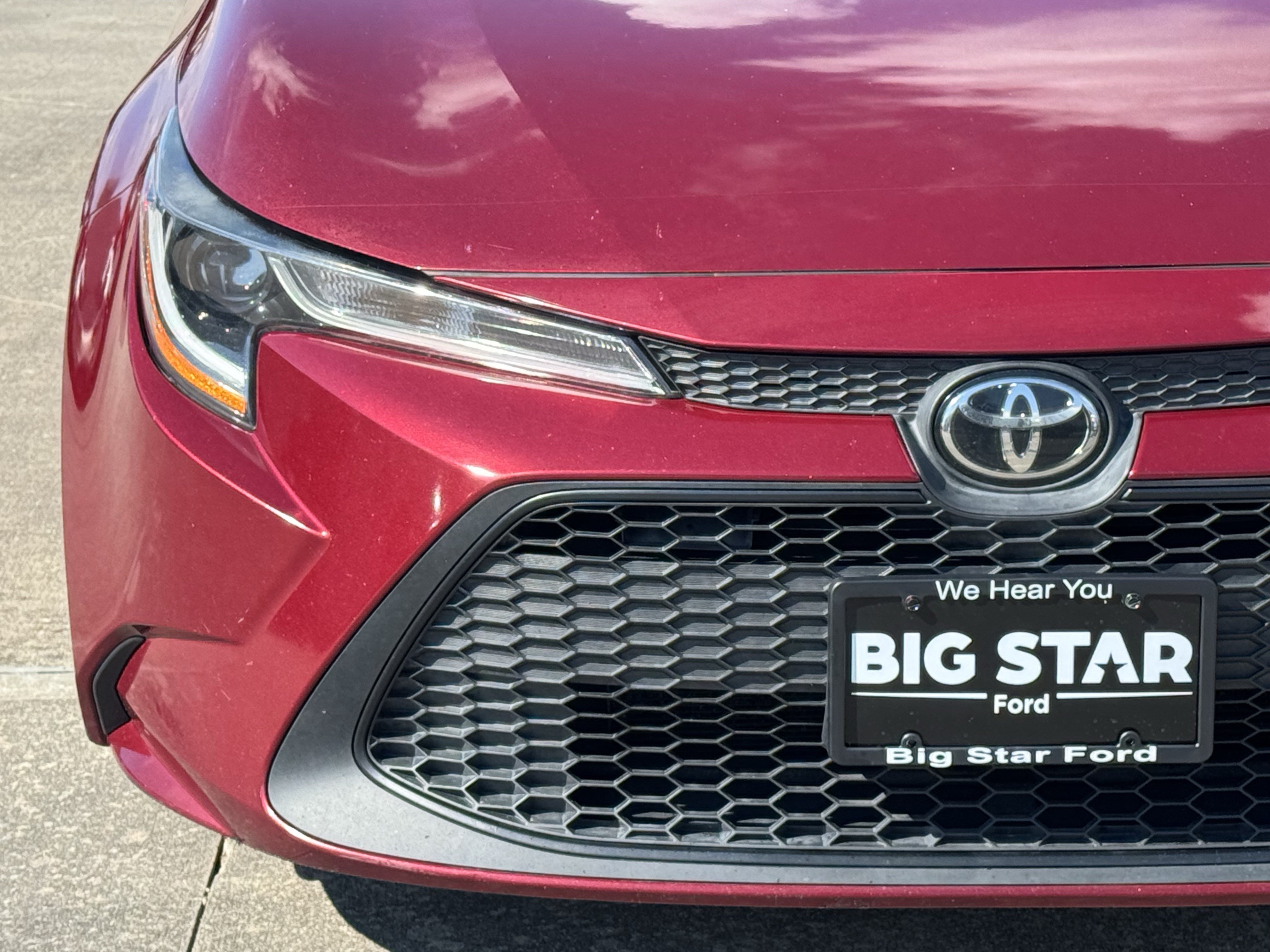 Used 2022 Toyota Corolla LE FWD image 12