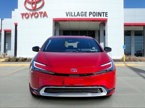 New 2026 Toyota Prius Plug-In Hybrid image 8