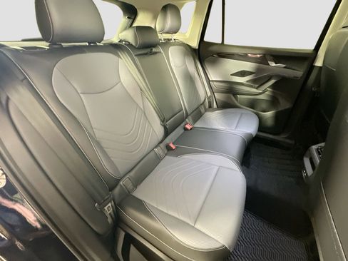 New 2026 Volkswagen Tiguan SE image 25