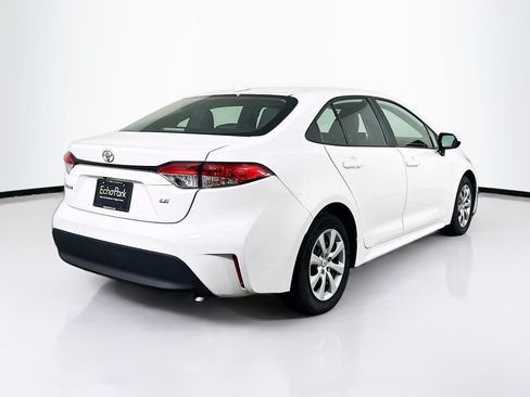 Used 2024 Toyota Corolla LE FWD image 9