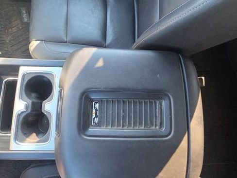 Used 2019 GMC Sierra 3500 SLT image 39