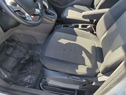 Used 2023 Ford Transit Connect XL image 18