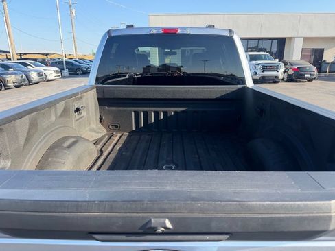 Used 2022 Ford F250 XL w/ STX Appearance Package AWD/4WD image 17