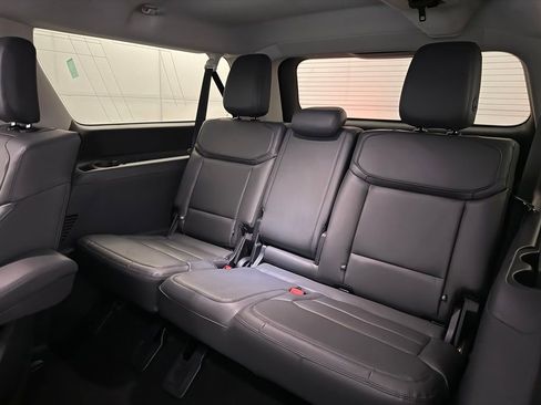 New 2026 Ford Expedition Max Active RWD image 16