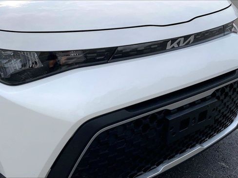 Used 2025 Kia Soul LX FWD image 28