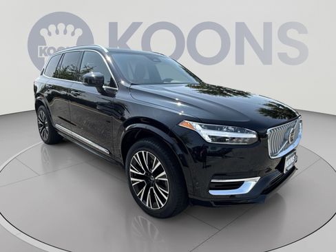 Certified 2024 Volvo XC90 T8 Plus AWD/4WD image 10