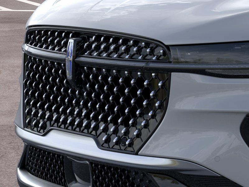 New 2026 Lincoln Nautilus Premier AWD/4WD image 17