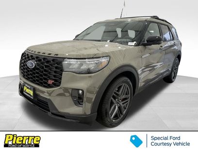 New 2026 Ford Explorer ST w/ Sun And Sound Package