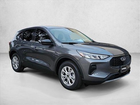 New 2026 Ford Escape Active image 7