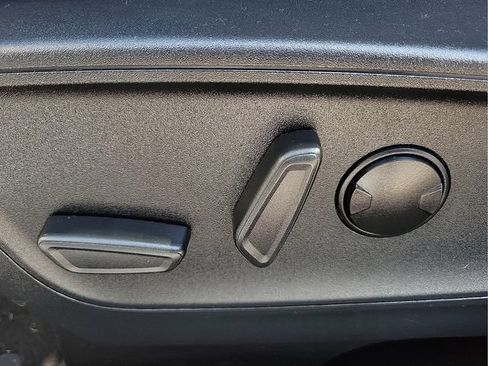 Used 2024 Ford Escape Active FWD image 19