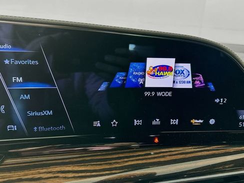 Used 2024 Cadillac Escalade ESV Luxury w/ LPO, Floor Liner Package image 16