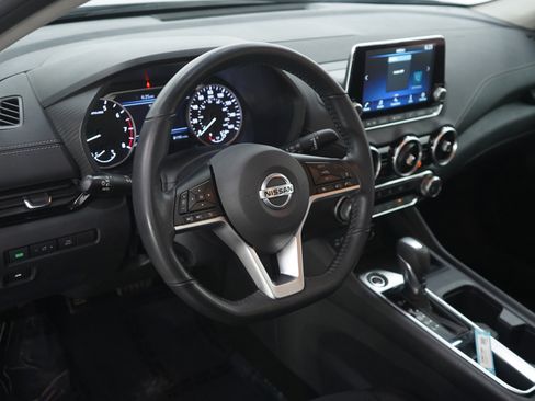 Used 2022 Nissan Sentra SV w/ Trunk Package image 18