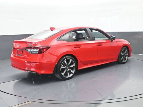 Used 2025 Honda Civic Sport image 6