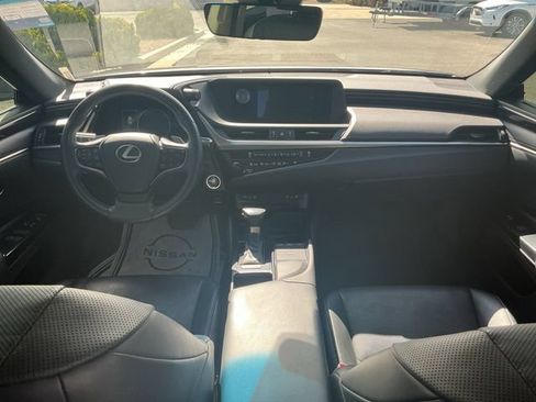 Used 2020 Lexus ES 350 w/ Premium Package FWD image 26