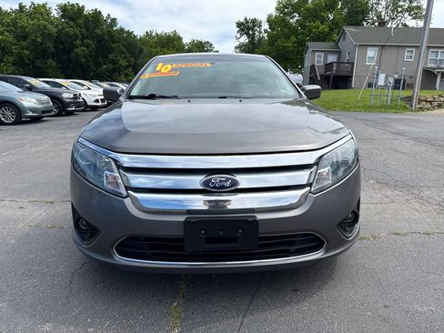 Used 2010 Ford Fusion SE FWD image 3