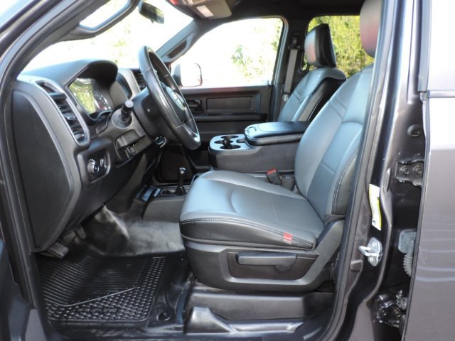 Used 2022 RAM 2500 Tradesman w/ Chrome Appearance Group AWD/4WD image 19