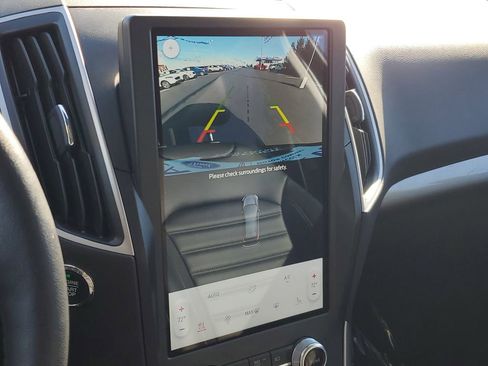 Certified 2023 Ford Edge SEL w/ Convenience Package image 17