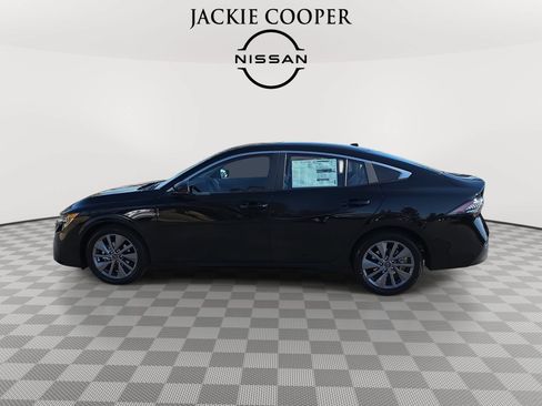 New 2026 Nissan Sentra SL w/ Floor Mat Package FWD image 8