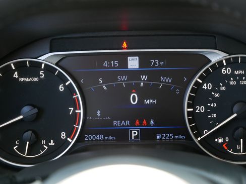 Certified 2023 Nissan Altima 2.5 SV w/ SV Premium Package image 21