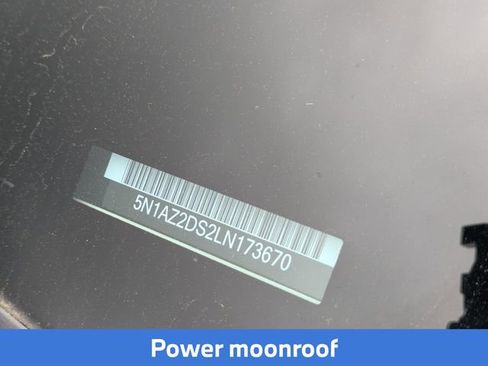 Used 2020 Nissan Murano Platinum w/ Cargo Package image 8