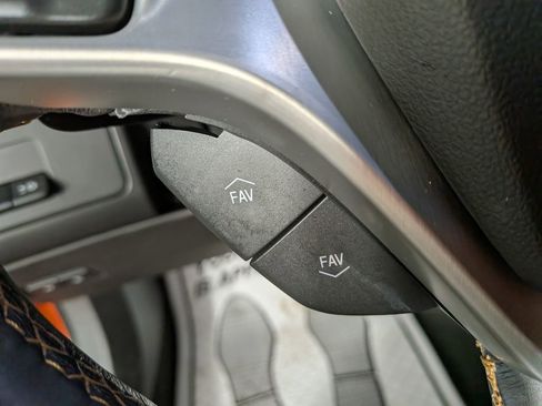 Used 2015 Chevrolet Corvette Stingray Coupe w/ 2LT Preferred Equipment Group image 23