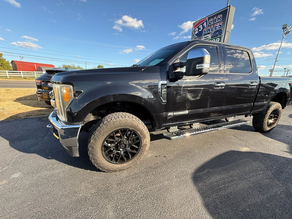 Used 2019 Ford F250 XLT w/ XLT Premium Package AWD/4WD image 7