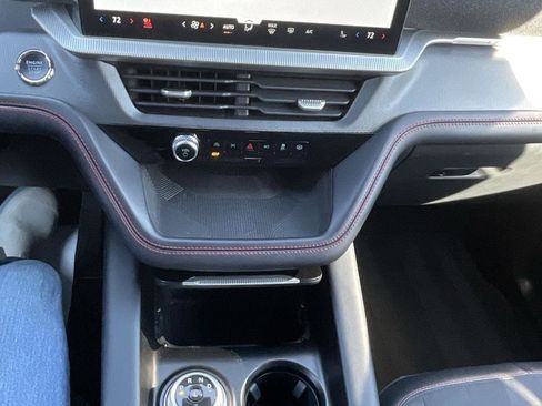 Used 2025 Ford Explorer ST-Line image 21