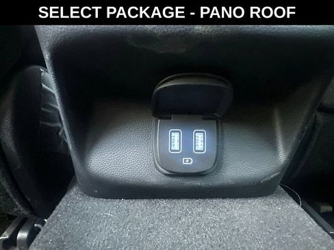 Certified 2024 Genesis GV70 2.5T w/ Select Package AWD/4WD image 8
