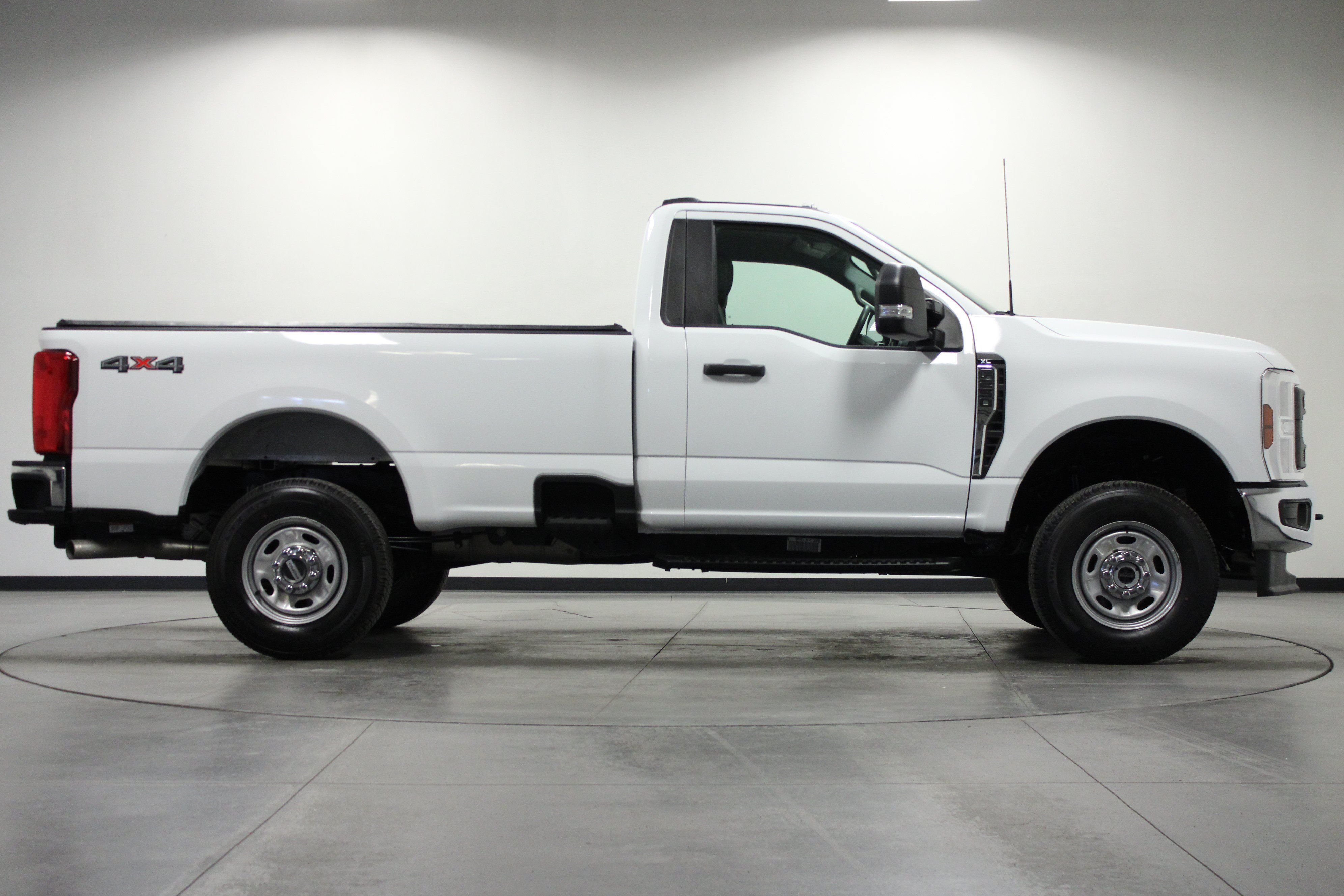 Used 2024 Ford F250 XL w/ Snow Plow Prep Package AWD/4WD image 3