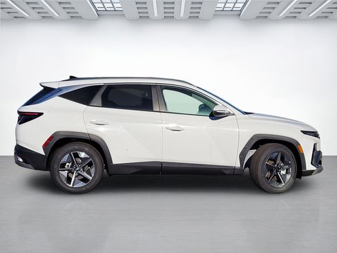 New 2026 Hyundai Tucson SEL image 4