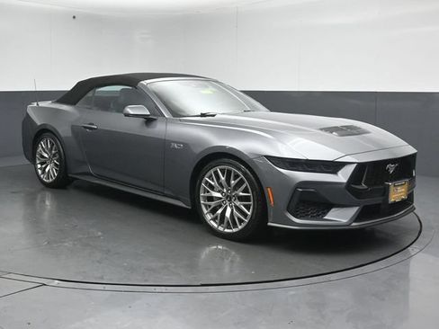 Certified 2025 Ford Mustang GT Premium RWD image 1