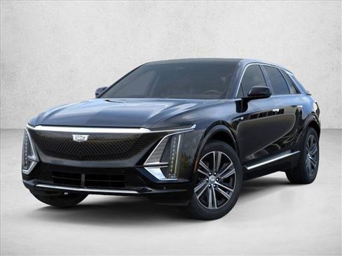 New 2026 Cadillac Lyriq Luxury image 8