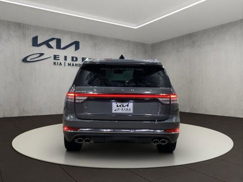 Used 2025 Lincoln Aviator Reserve w/ Illumination Package image 4