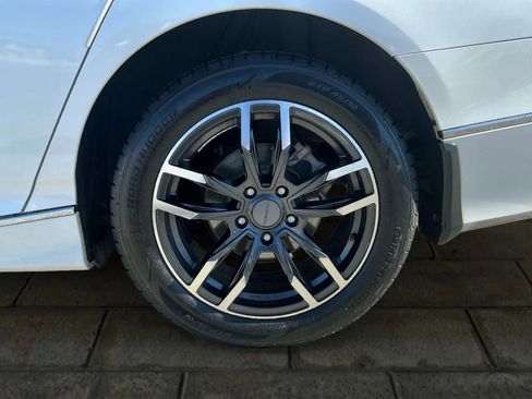 Used 2020 Honda Accord EX-L image 15